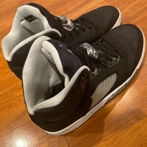 Jordan 5 Moonlight